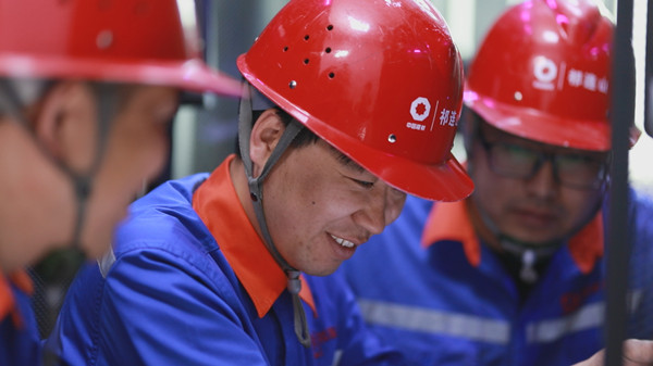 最美建材人成县祁连山尊龙中国官网官方网站有限公司 秦国勋 (1)_副本.jpg